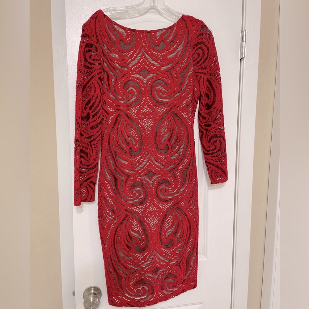 Julia Jordan Red Lace Midi Dress
